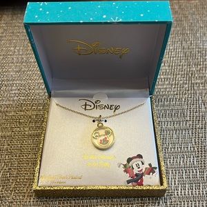 Disney Christmas Necklace NEW CONDITION (Never Worn)